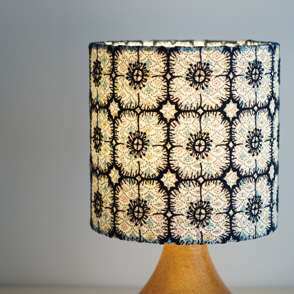 ◆HappyLamp◆Sサイズ/ミナペルホネン/アネモネ/ネイビー/スタンドランプ/秋限定2025 5枚目の画像