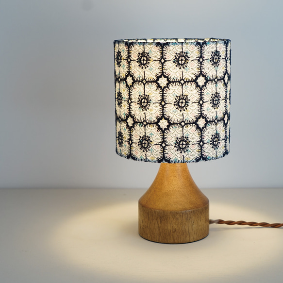 ◆HappyLamp◆Sサイズ/ミナペルホネン/アネモネ/ネイビー/スタンドランプ/秋限定2025 3枚目の画像