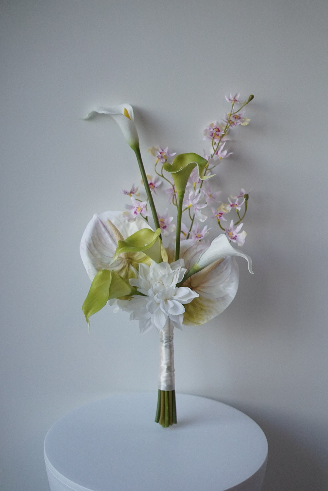 アーティフィシャルフラワーブーケ　ウェディングブーケ　クラッチブーケ　造花ブーケ