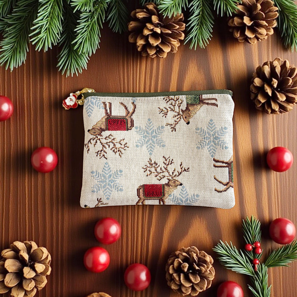 オランダ生地/トナカイ/ゴブラン織り/フラットポーチ/マルチケース/サンタクロースチャーム付き 1枚目の画像