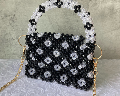 シックなお花のビーズバッグ ポシェット X-Y-Z 通販 19839320｜Creema