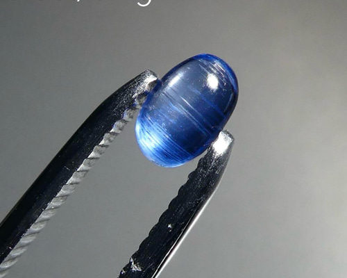 レア品　透明感　天然無処理　天然石カイヤナイト約13.3㍉ カイヤナイト 6×4×2㎜ 小粒 天然石 ルース 蒼晶石 透明度抜群 ミニ