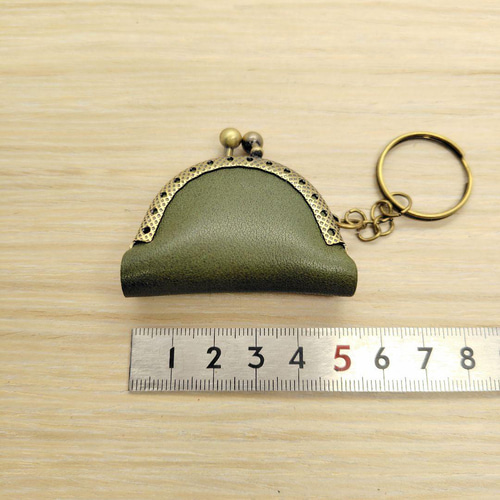 小さい財布 がま口 5cm キーホルダー モスグリーン 革 レザー コイン