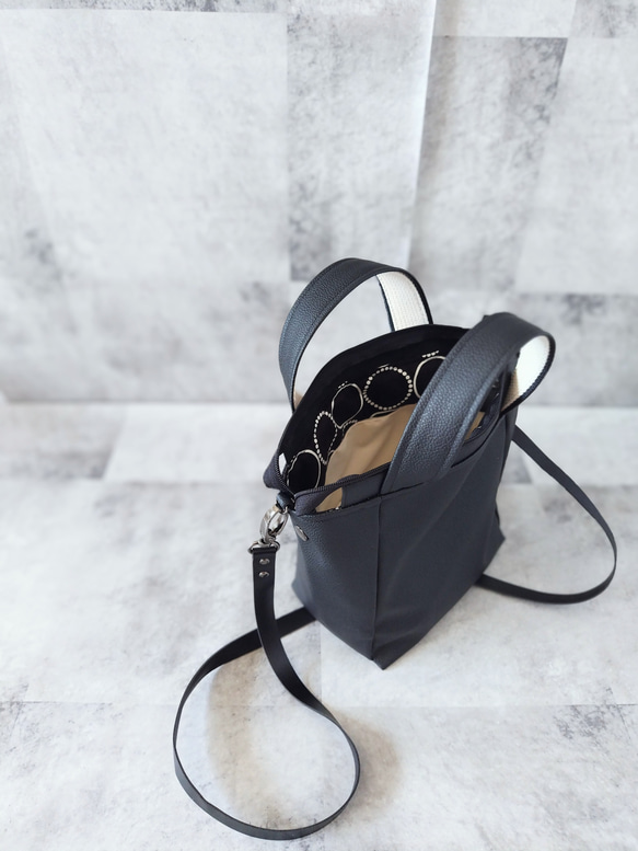 ちょっとそこまで小さめトート&ショルダーバッグ2way【合皮】ブラック 9枚目の画像