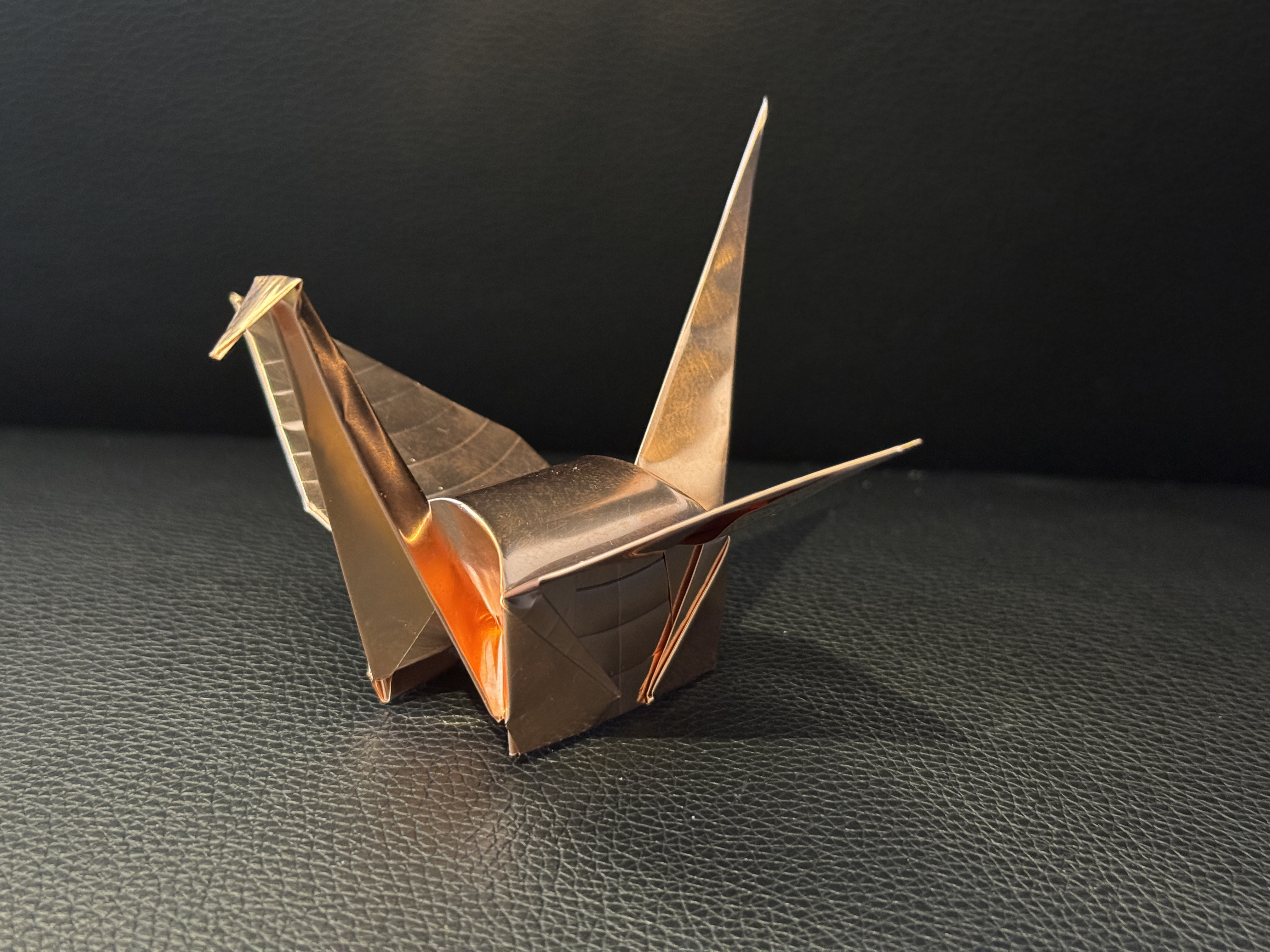 純銅折り鶴｜板金職人が一枚の銅板から手折りした和のアート 7,600円
