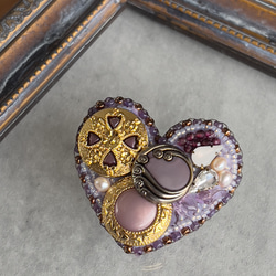 【vintage】昭和レトロ　ブローチ　まとめ売り　50点以上　大量 vintage】ブローチ まとめ売り 大量 50点以上 vintage】昭和