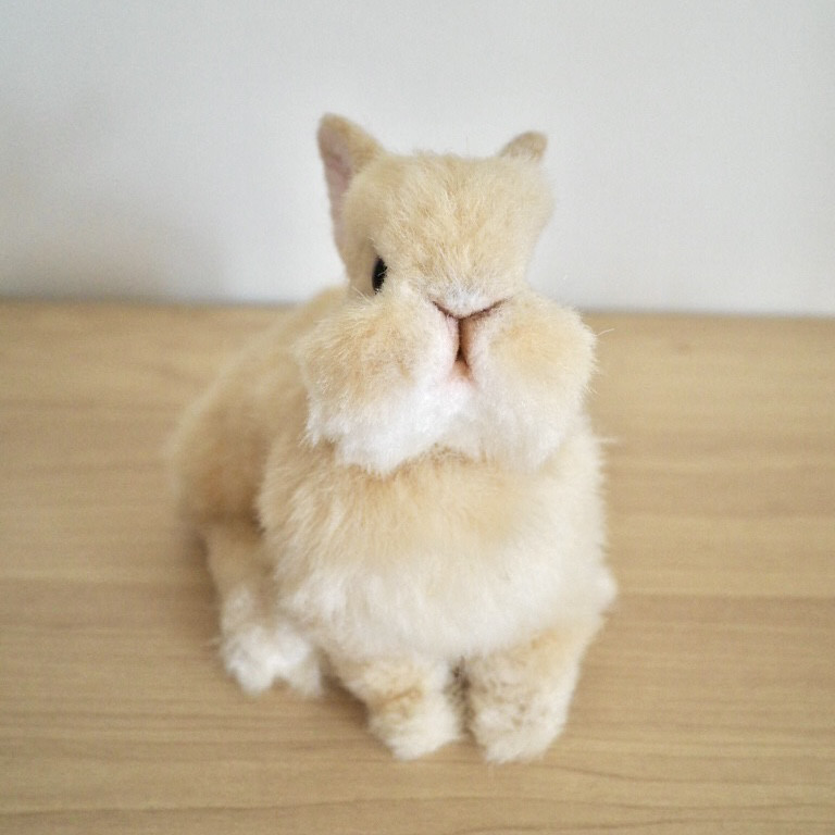 ポーズを自由に変えられる♪うさぎのぬいぐるみ（1点もの）｜詳細画像