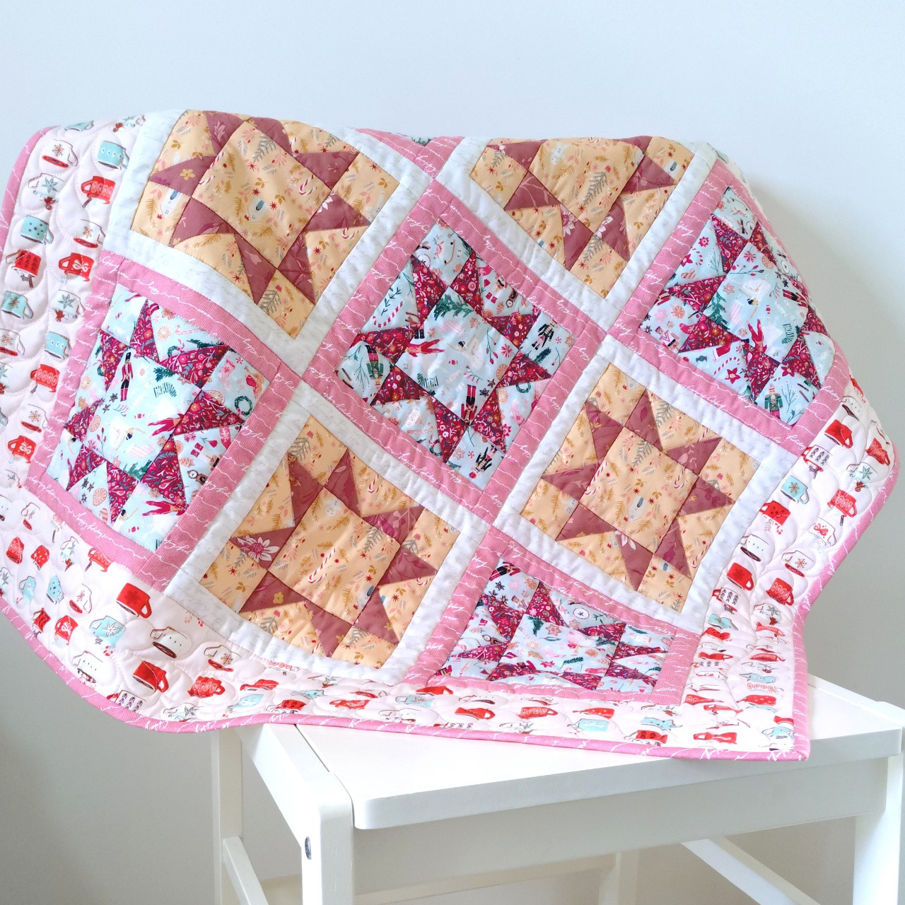 【SALE】クリスマスキルト/タペストリー/マルチマット(happy holidays)