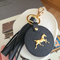 【馬好きさんにお勧め】大人可愛い馬キーホルダー　キーケースやチャームにギフト梱包無料　ブラック 9枚目の画像