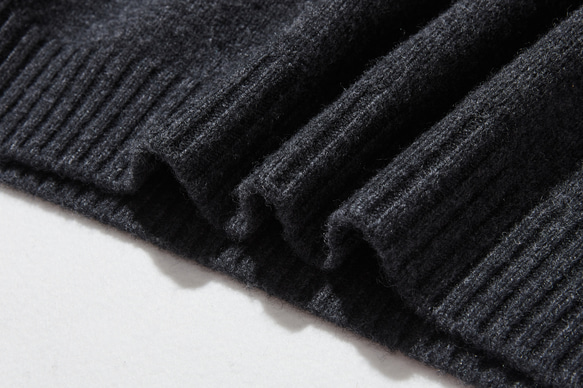 ★現貨★ 成人休閒風針織連帽衫。 100%羊毛，深灰色，貨號241005-4 第8張的照片