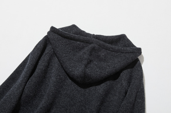 ★現貨★ 成人休閒風針織連帽衫。 100%羊毛，深灰色，貨號241005-4 第7張的照片