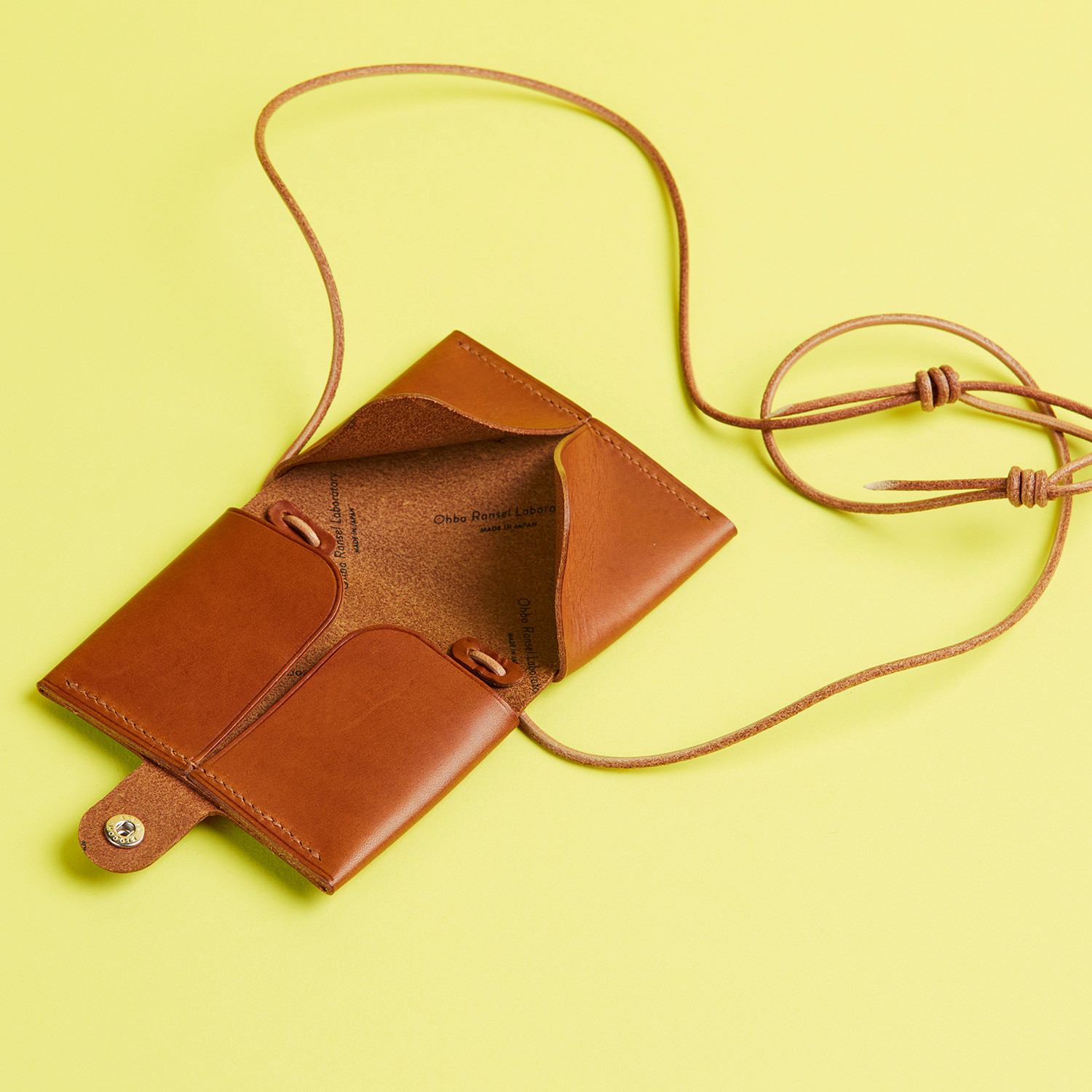 IDカードケース 〈ホック式〉 （チョコ）【R-011-MBL】