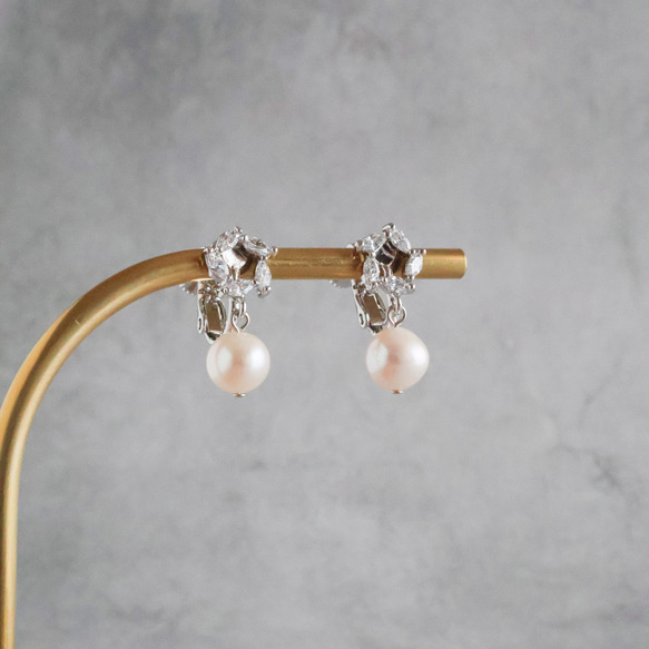 永遠－淡水パール×キュービックジルコニア リースイヤリング（シルバー） 5枚目の画像