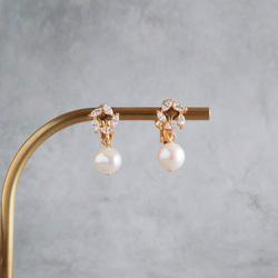 永遠－淡水パール×キュービックジルコニア リースイヤリング（ゴールド） 3枚目の画像