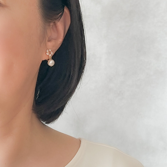 永遠－淡水パール×キュービックジルコニア リースイヤリング（ゴールド） 4枚目の画像