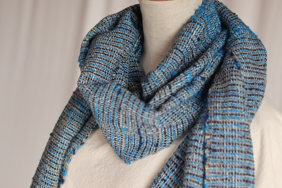 網代柄　ぬくもり　手織り紬ストール 2枚目の画像