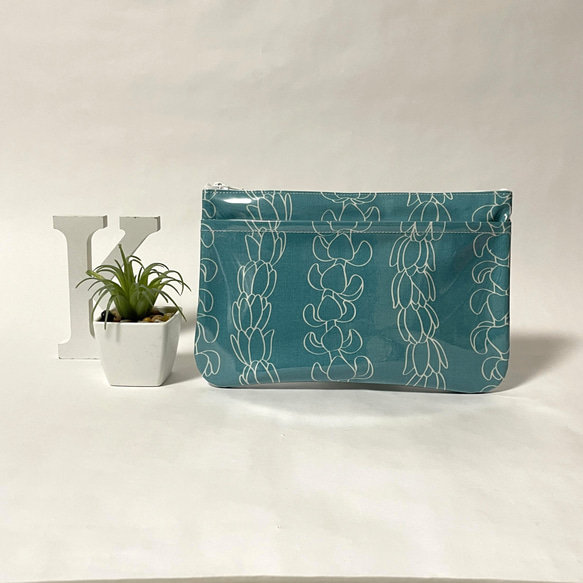 フラットポーチ（ポケット付き）ハワイアン生地でマスクケースやコスメなどマルチに使えるポーチ 2枚目の画像