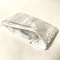 フラットポーチ（ポケット付き）ハワイアン生地でマスクケースやコスメなどマルチに使えるポーチ 3枚目の画像