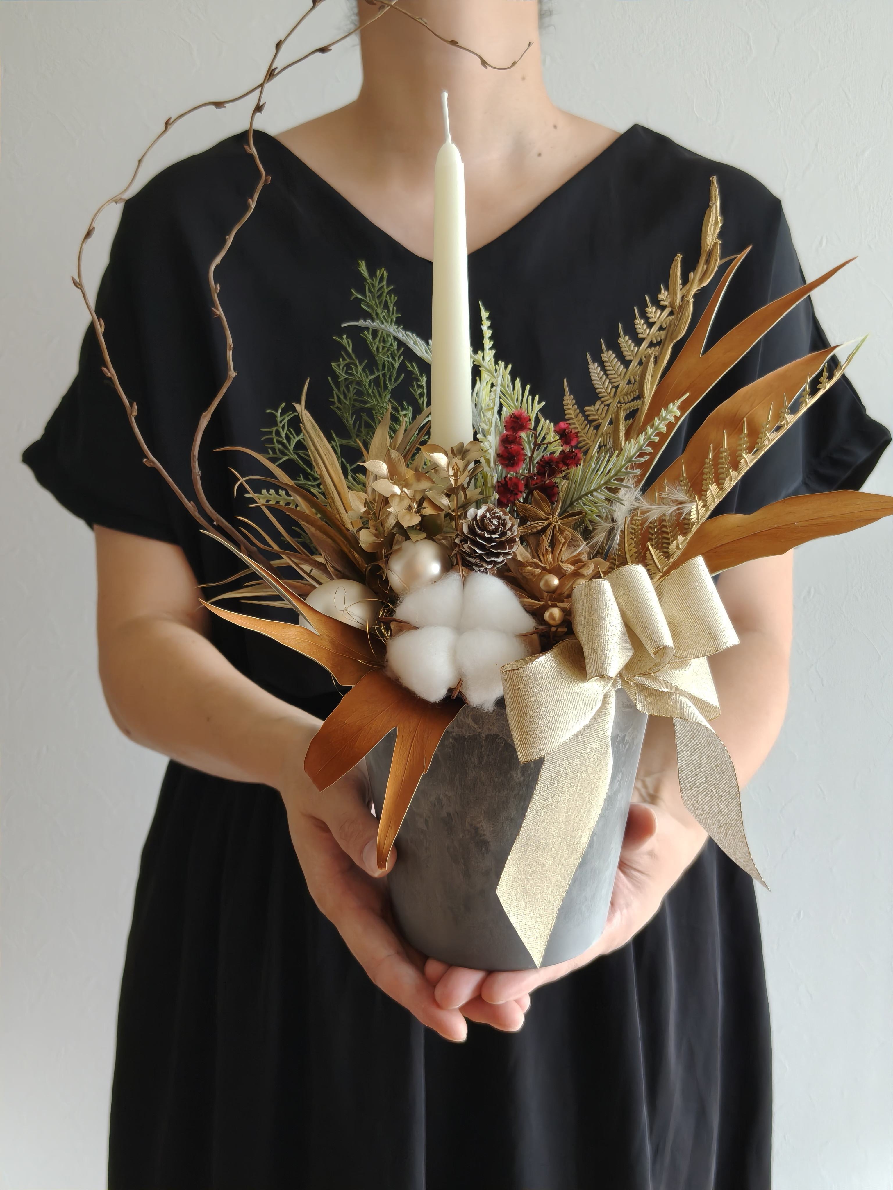 コットンフラワーとゴールドのキャンドルアレンジメント 大人クリスマス2025 超早割クリスマス2025 インテリア