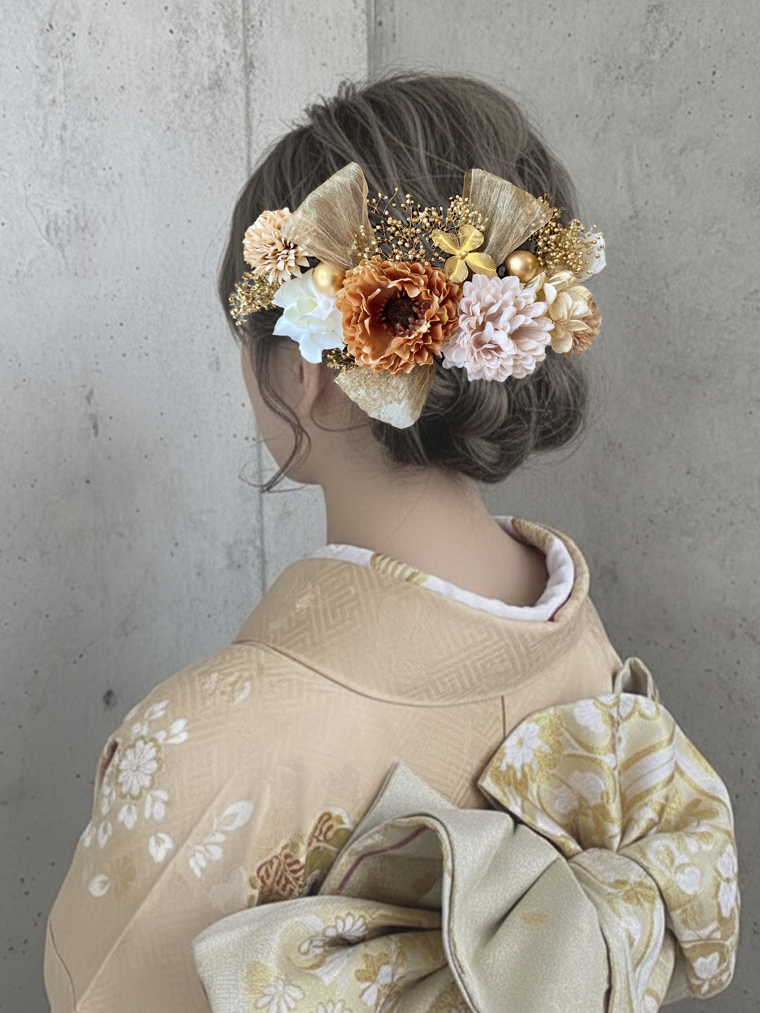 ブラウンヘリクリサム　ライトピンク髪飾り　成人式　卒業式　結婚式　振袖　袴　和装　ブラウン　成人式髪飾り　袴髪飾り