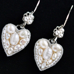 Silver925　淡水真珠と白銀のハートのピアス 5枚目の画像