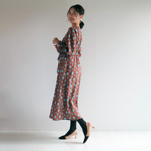 大人気ワンピの新柄登場【レトロモダン】ロング丈ジョーゼットワンピース♥ 5枚目の画像