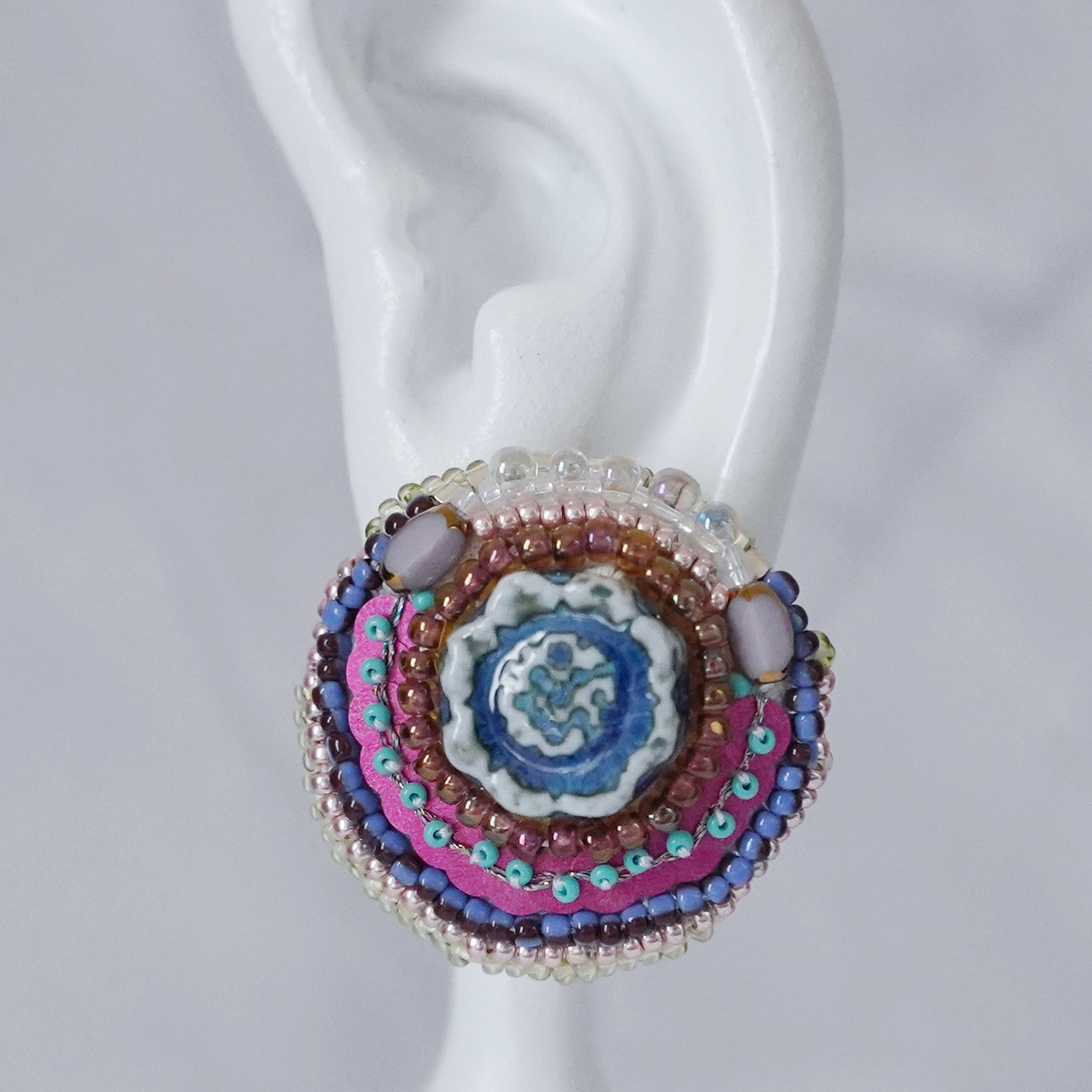 Souvenirsピアス・イヤリング1｜一点物×パープル×大ぶり×選べる金具×ビーズ刺繍×サージカルステンレス