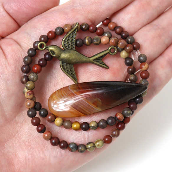 瑪瑙 レインボーストーン チャーム フォークロア系 天然素材＋ 詰め合わせ　天然石 アクセサリー材料 ジェムストーン 4枚目の画像