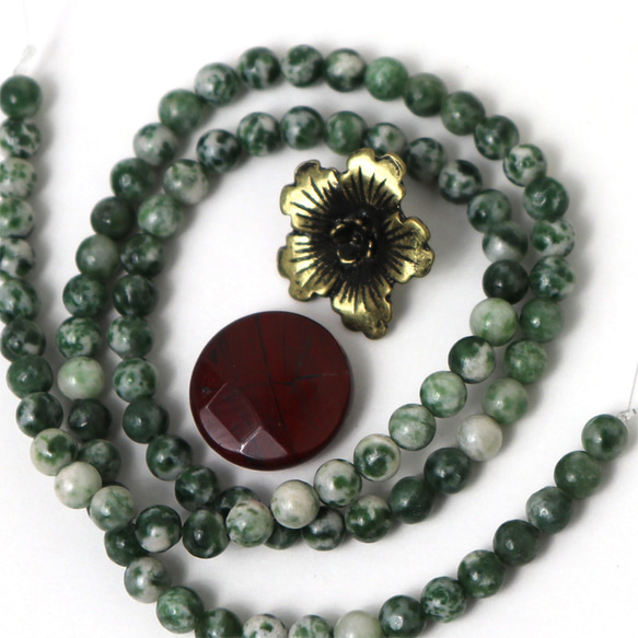 ツリーアゲート レインボーストーン チャーム 懐古調 天然素材＋ 詰め合わせ　天然石 アクセサリー材料 ジェムストーン 6枚目の画像