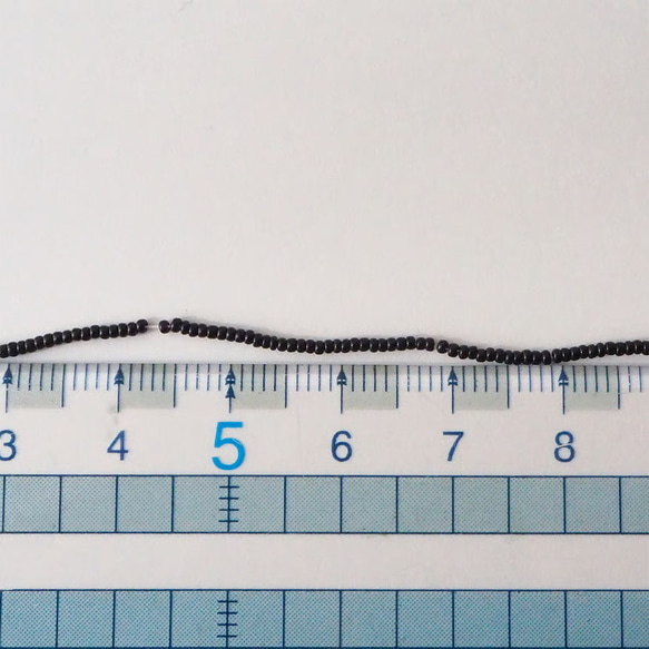 チェコ製 シードビーズ(16/0) ブラック #PE03-BK / リュネビル刺繍 ビーズ刺繍 糸通し 3枚目の画像