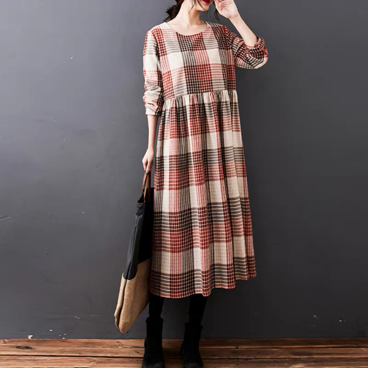 大人カジュアルワンピース、春秋のワンピース 、ロング丈スカート ﻿