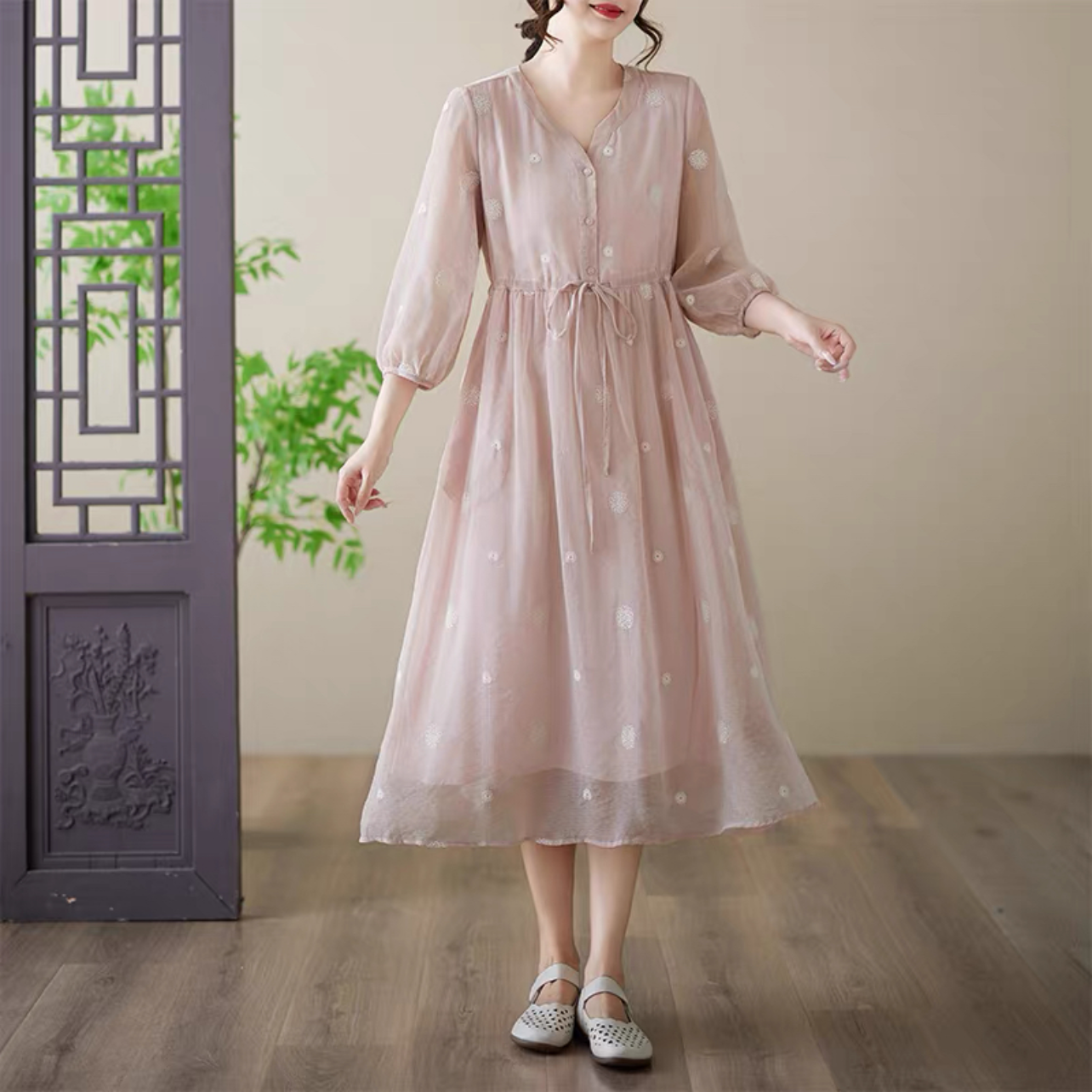 大人カジュアルワンピース、春夏秋のワンピース 、ロング丈スカート ﻿