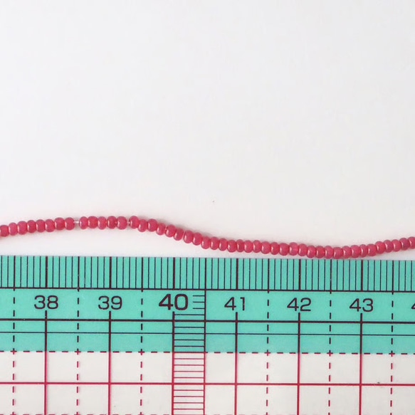 チェコ シードビーズ(11/0) ルパーブ #PE05-RH / オートクチュール刺繍 糸通し 3枚目の画像