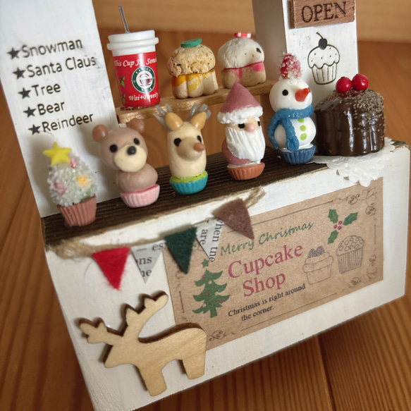 ミニチュア　クリスマスのカップケーキ屋さん 3枚目の画像
