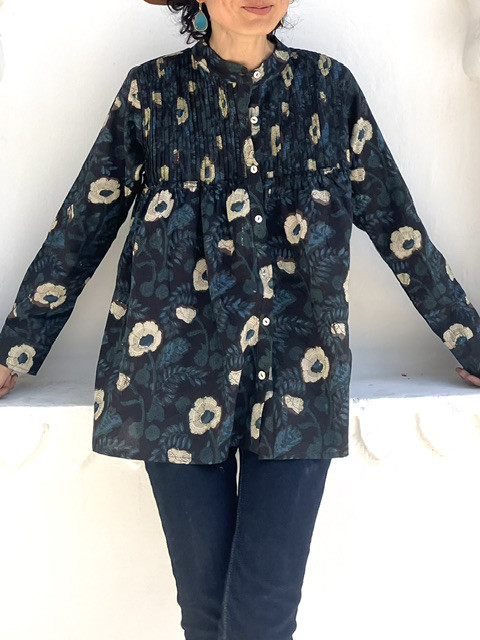 F ブロックプリント ピンタックブラウス★ラバリ　インディゴ染