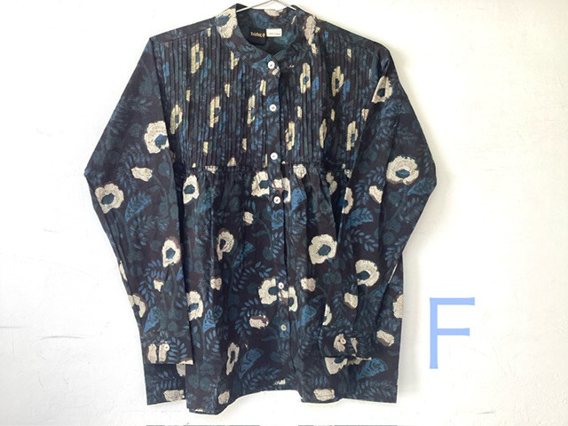 F ブロックプリント ピンタックブラウス★ラバリ　インディゴ染