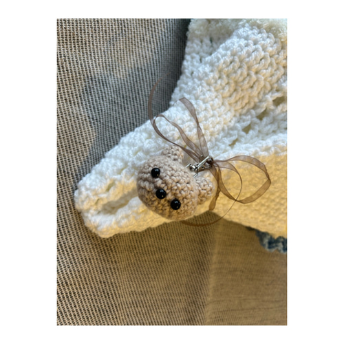 カラフルラッピングのホワイトブーケブランケット】編み物 ニット