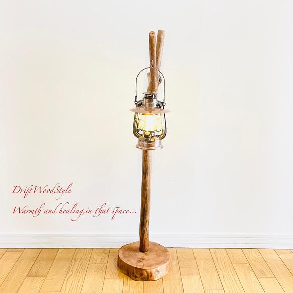 Y字に突き出る枝の流木スタンド ランタンやエアプラントを飾れる置物 北欧 照明 N106 7枚目の画像