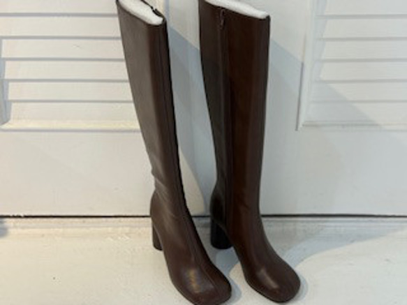 2025新作スクエアタイプロングブーツ 8枚目の画像