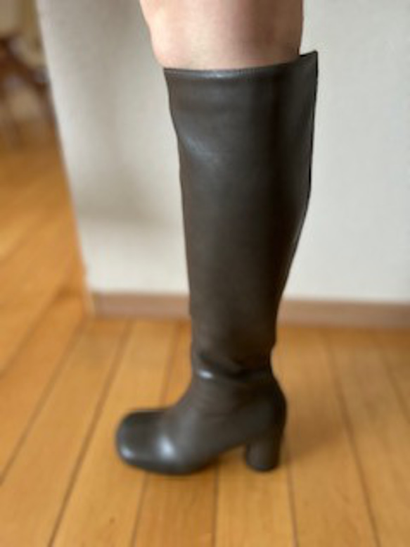 2025新作スクエアタイプロングブーツ 6枚目の画像