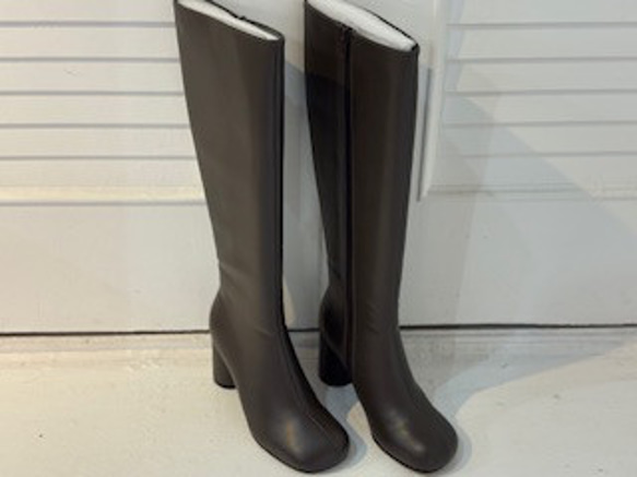 2025新作スクエアタイプロングブーツ 9枚目の画像