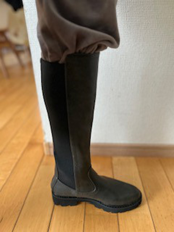 2025新作バックファスナー＆再度ゴムロングブーツ 5枚目の画像