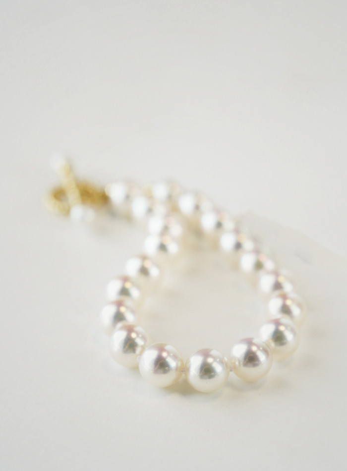 ルミナ18Kゴールドクラスプデザイン6.5-7mm日本製アコヤ高品質天然海水真珠ブレスレット、エレガントで絶妙、多用途のギフト