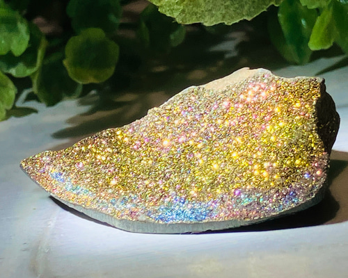 怨念払い✦ レインボー パイライト 黄鉄鉱 結晶 原石 ラフストーン