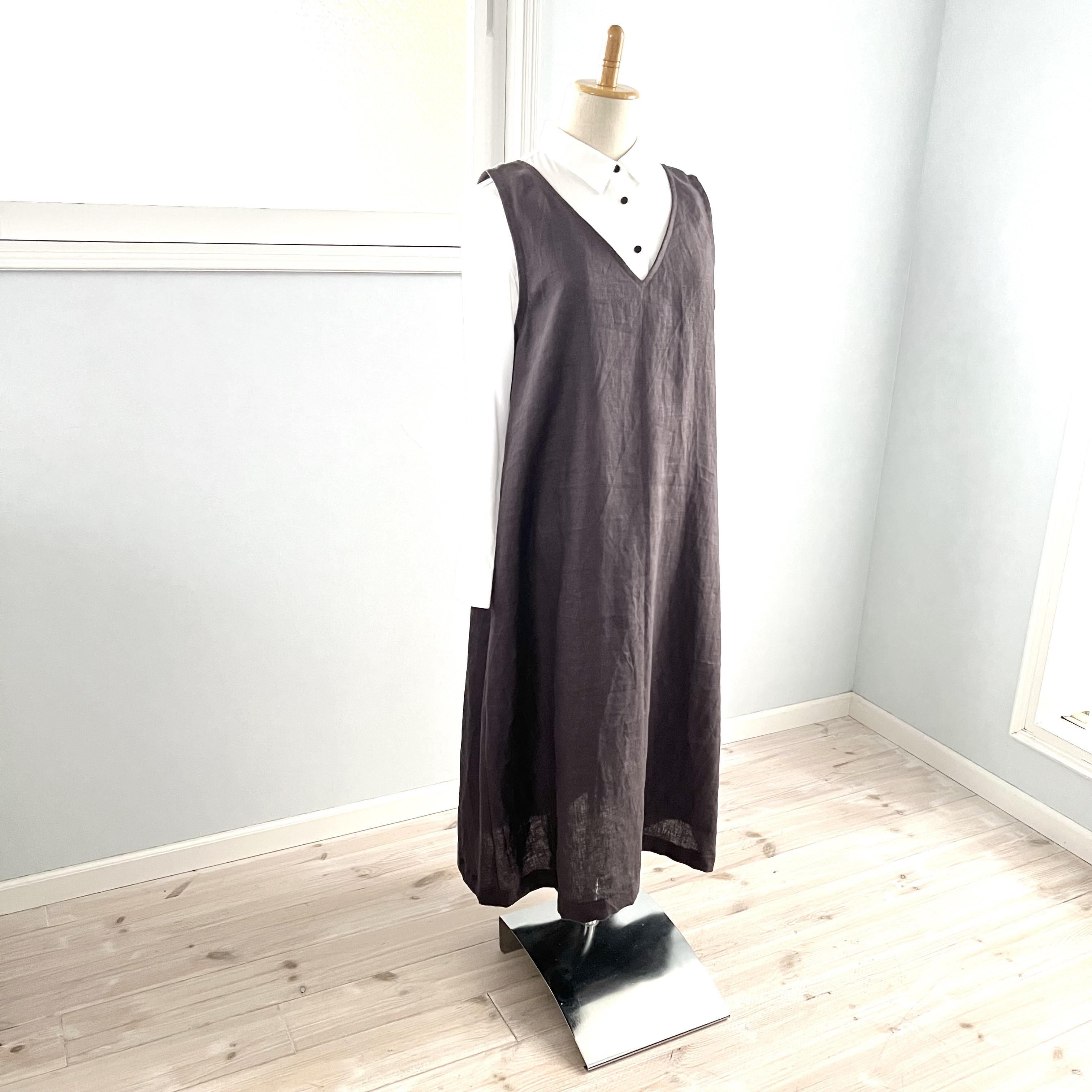 【限定1】小柄さんのリネンジャンパースカート チャコール Sサイズ 8,625円