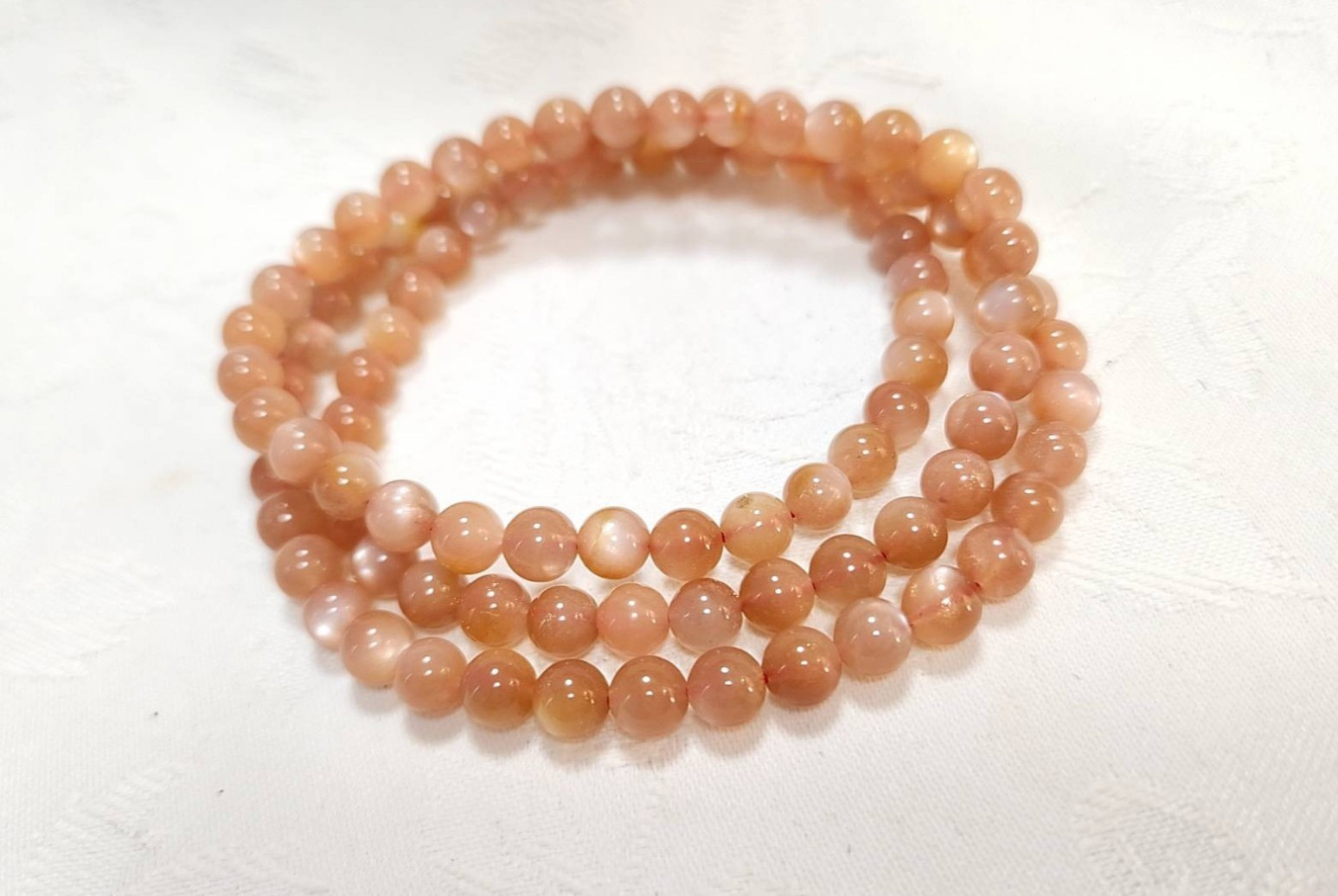 三連オレンジムーンストーン◇ネックレス◇DIYパーツ ◇ブレスレット◇天然石◇