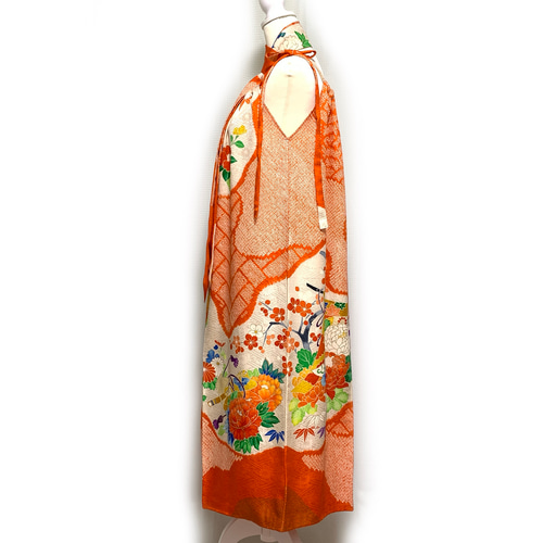 極上【正絹】着物リメイク 絞りと駒刺繍の振袖ドレス／キャミ