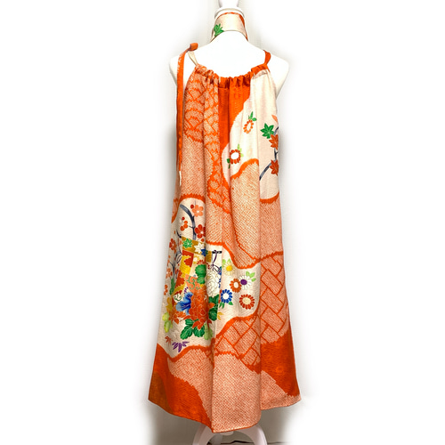 極上【正絹】着物リメイク 絞りと駒刺繍の振袖ドレス／キャミ