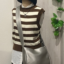 撥水次世代メタリックレザーミニ２WAY ショルダーバッグ 、ダークシルバー（ファスナー）「雨でもヘビロテ」 4枚目の画像