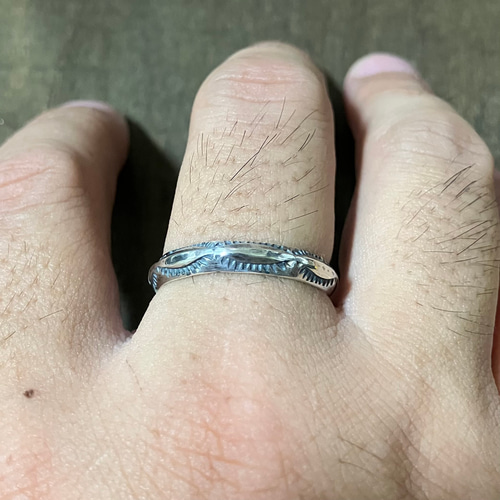 トライアングルワイヤー スタンプワーク シルバーリング 指輪 21号